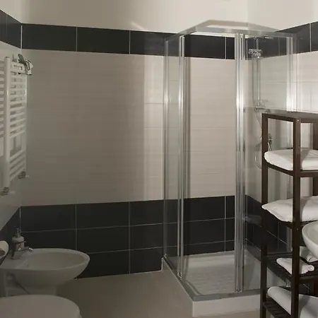 Tony's House Μπάρι