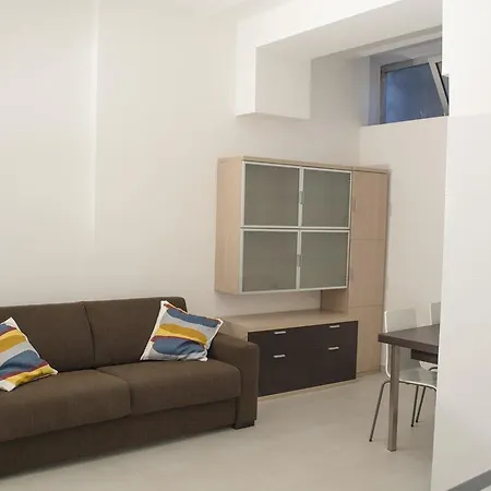 דירה Tony's House בארי