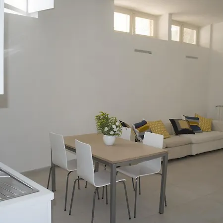 דירה Tony's House *